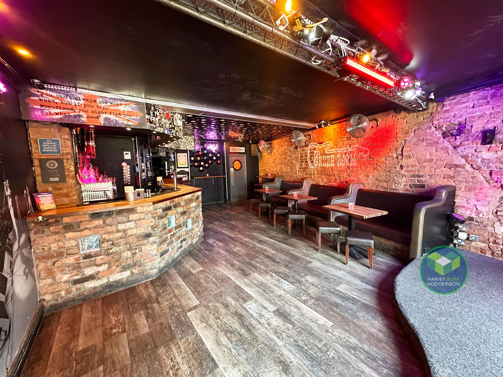 THE GREEN ROOM